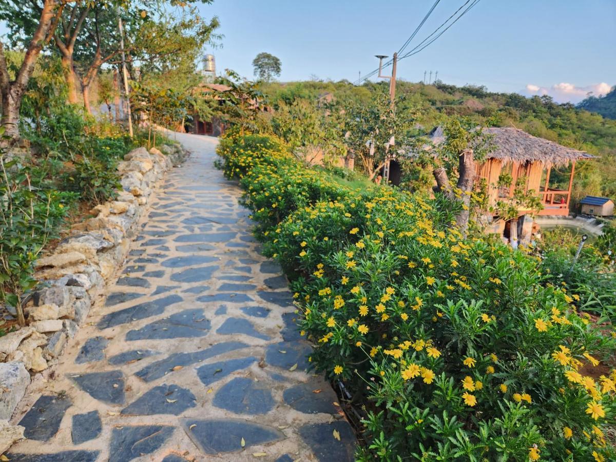Moc Chau Peachy Garden Apartment Bagian luar foto